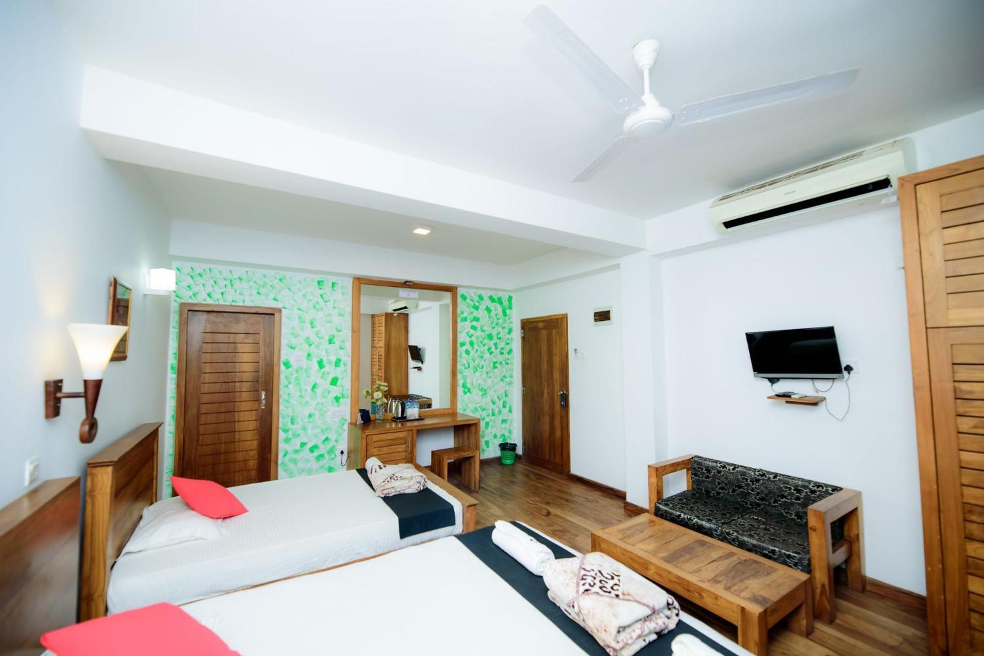 Hotel Sea Line Galle Exterior photo